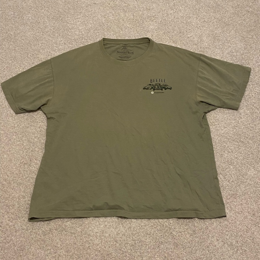 Green Volkswagen Beetle Printed T-Shirt. Size 2XL. Good condition.